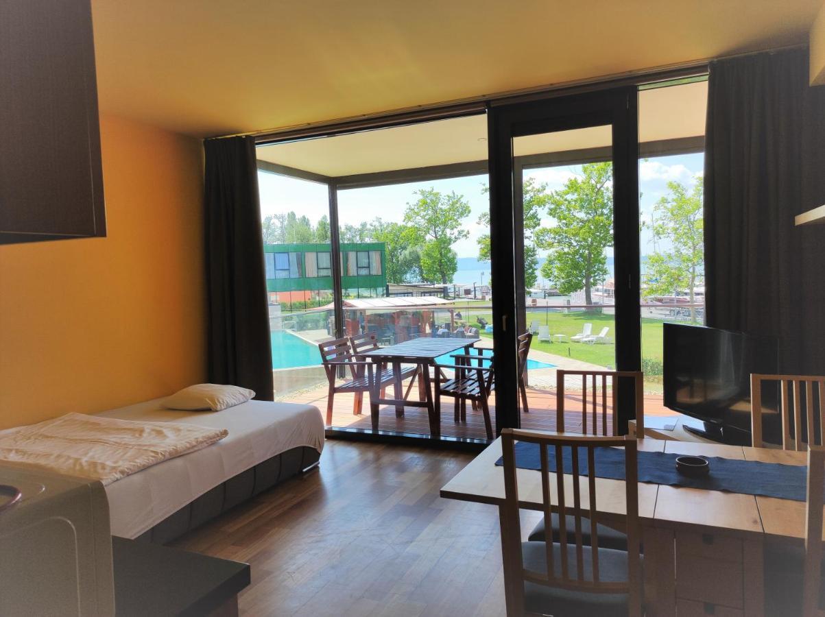 Soleil Apartmanok 발라톤엘 외부 사진
